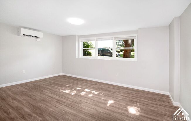 115 Bourne Ave