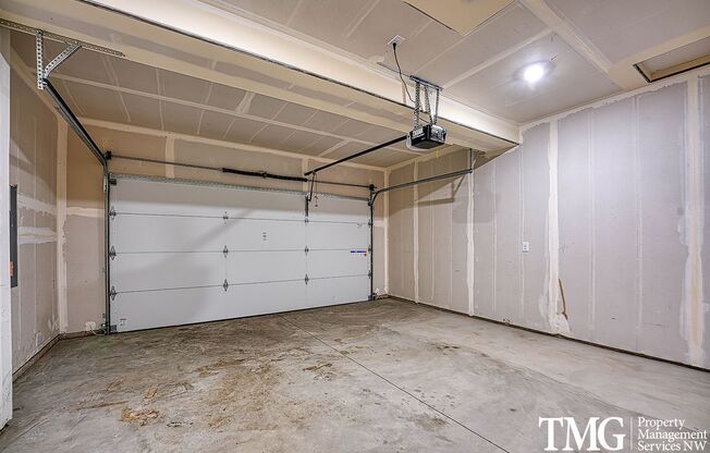 3 beds, 2.5 baths, 1,650 sqft, $2,490, Unit C-112