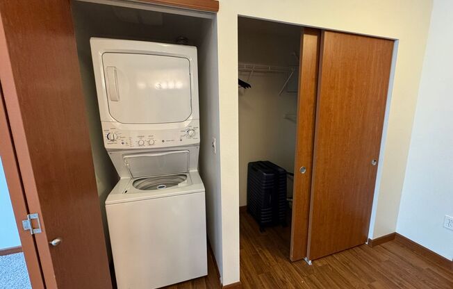Studio, 1 bath, 409 sqft, $1,525, Unit B305