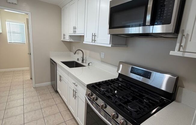 1624-1630 E. Washington