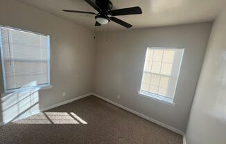 3 beds, 1 bath, $1,395