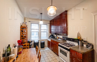 238 S HUNTINGTON AVE
