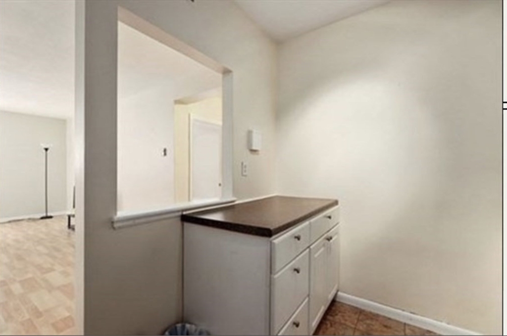 116 Spring St C8