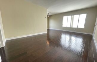 2 beds, 2 baths, $2,895, Unit 205