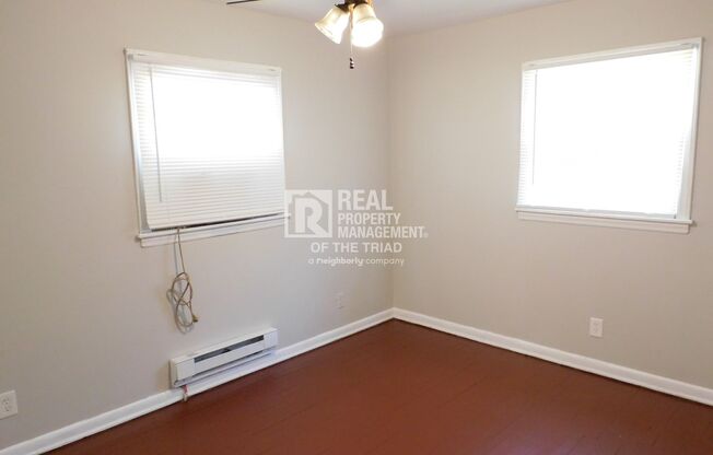 1 bed, 1 bath, $695, Unit 2713 Fairfax Road #B