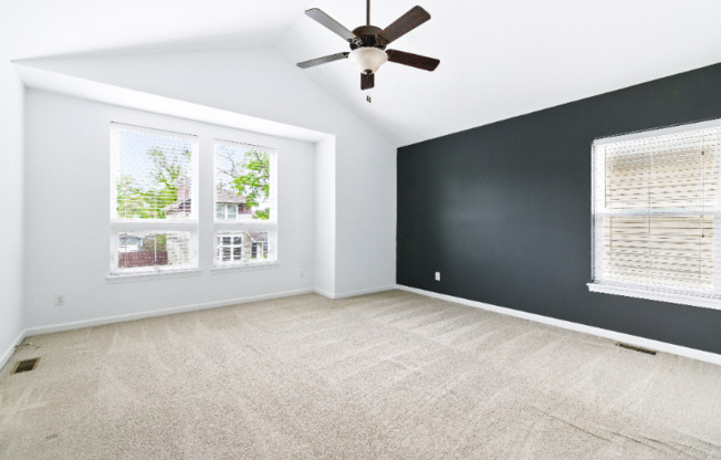 2138 W 41 ST