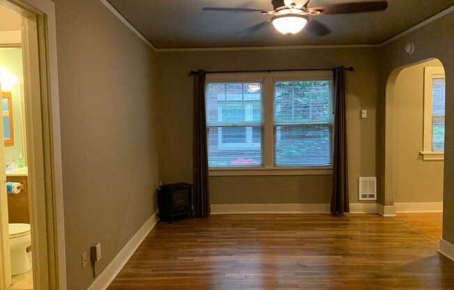 O511-- Beverly Court Studios