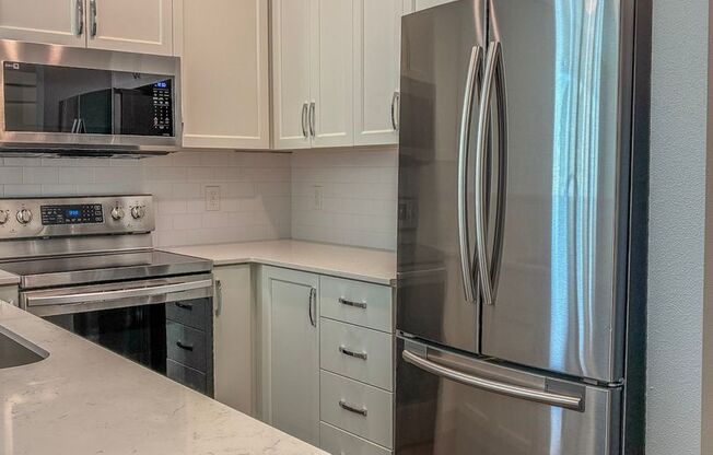Greenwich 12 Plex