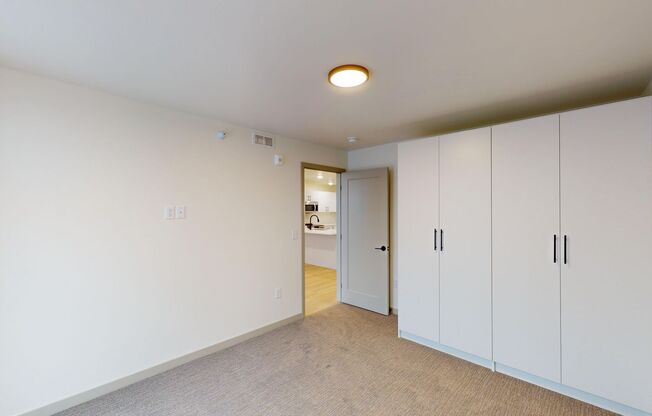 3 beds, 2 baths, 1,091 sqft, $1,340, Unit 1121-200