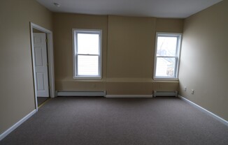 2 beds, 1 bath, $1,430, Unit 2W