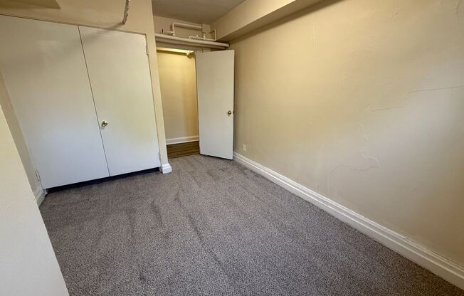 1 bed, 1 bath, $975, Unit 3
