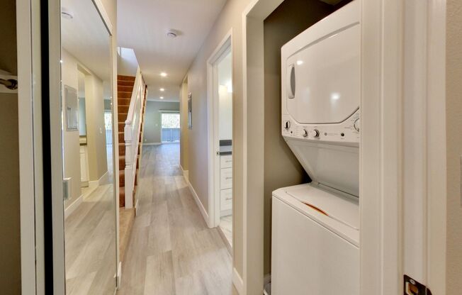 2 beds, 2 baths, 1,000 sqft, $2,849, Unit C250