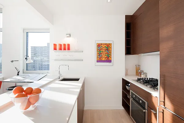 Studio, 1 bath, $2,850, Unit 6D