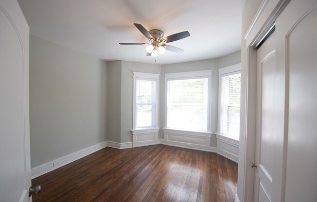 2 beds, 1 bath, 950 sqft, $1,725, Unit 4401 - D