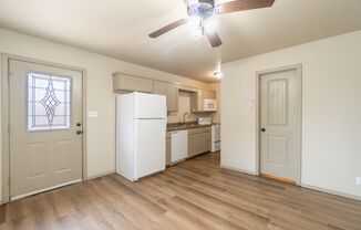 2 beds, 1 bath, $775, Unit 2120 N.13th Street