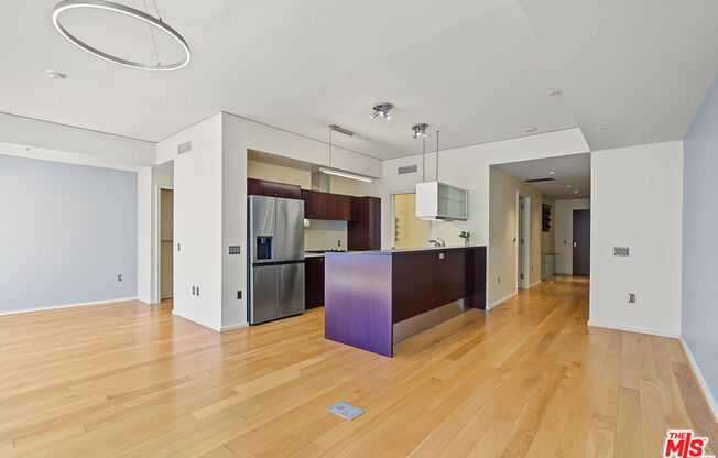 1 bed, 1.5 baths, 1,090 sqft, $3,000, Unit 302
