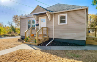 383 DEWEY ST