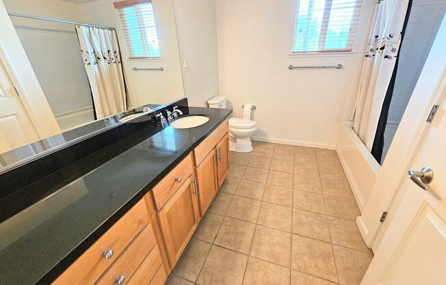 2 beds, 2 baths, $1,800, Unit UNIT 1126