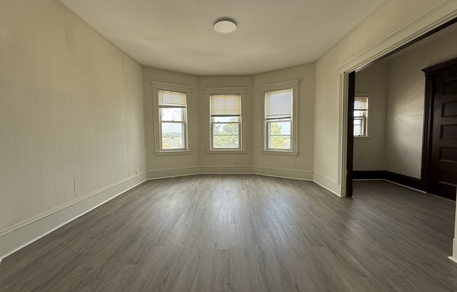 405 FRY ST