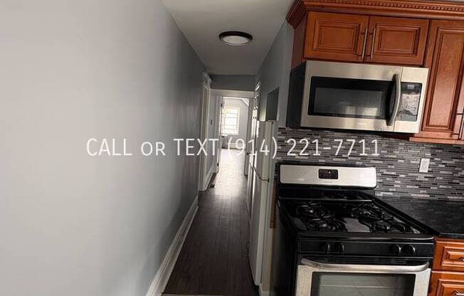 352 S 10 AVE