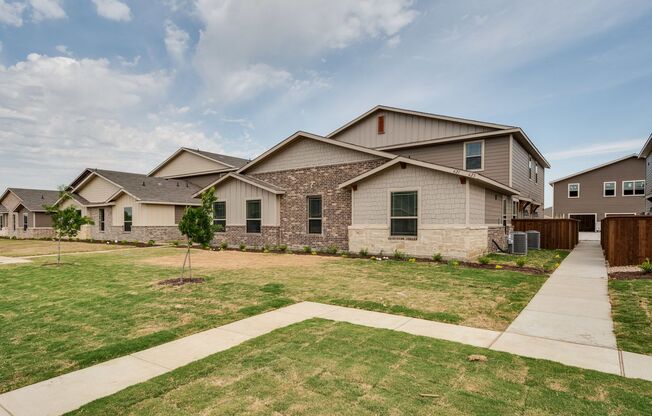 GORGEOUS 2 BEDROOM FOUR PLEX LOCATED IN MIDLOTHIAN ISD!