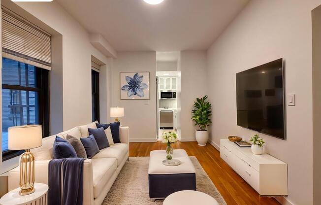 Studio, 1 bath, $2,950, Unit 5D