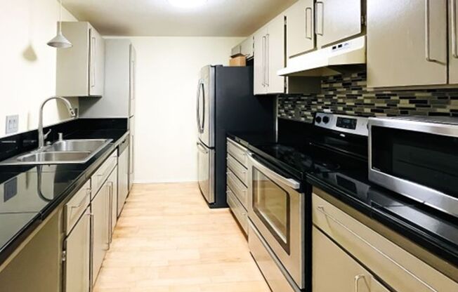 2 beds, 2 baths, $2,600