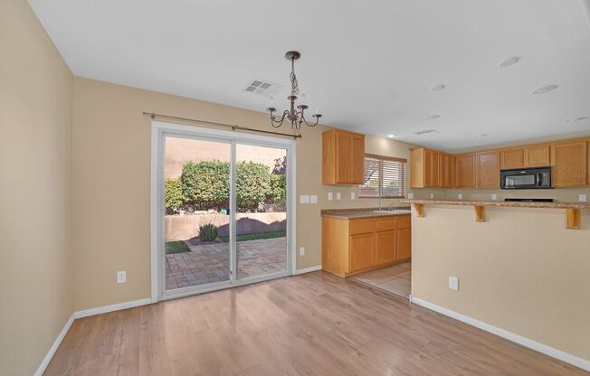 Gorgeous 3 Bedroom/2.5 Bathroom Home in the North West of Las Vegas