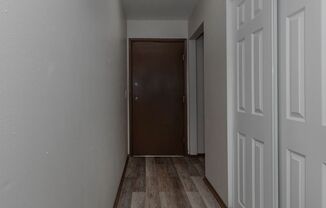 2 beds, 1 bath, 850 sqft, $795, Unit 3535 N Main Street Apt A-5