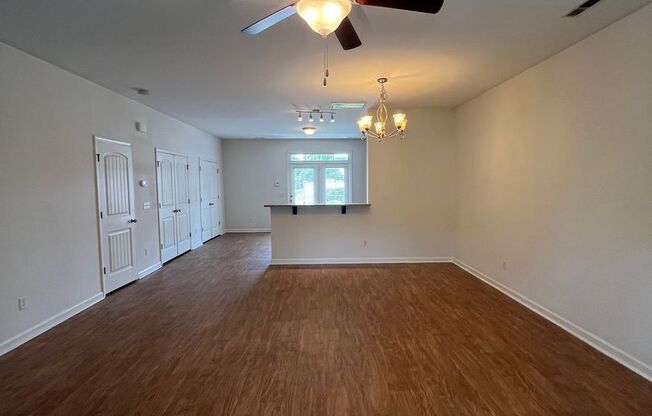 3 beds, 2.5 baths, 1,636 sqft, $1,850, Unit Unit F