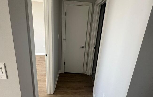 1 bed, 1 bath, 550 sqft, $1,350, Unit 401