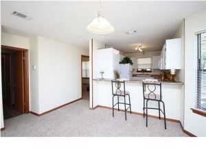 2 beds, 3 baths, $2,200