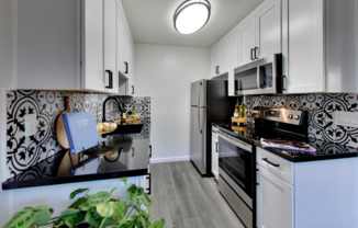 PARKSIDE APARTMENTS