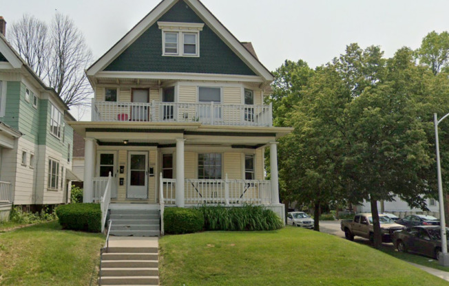 2600 N Humboldt Blvd.