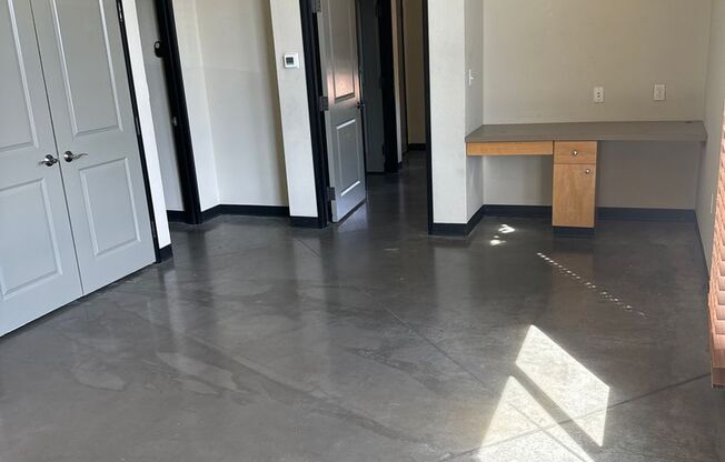 2 beds, 2 baths, 728 sqft, $1,625, Unit 201