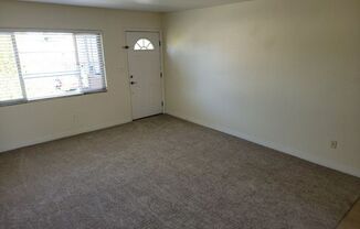 2 beds, 1 bath, $2,595