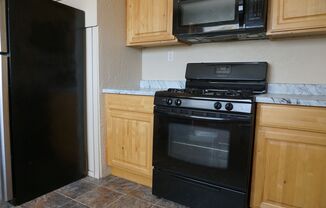 2 beds, 1 bath, $2,000