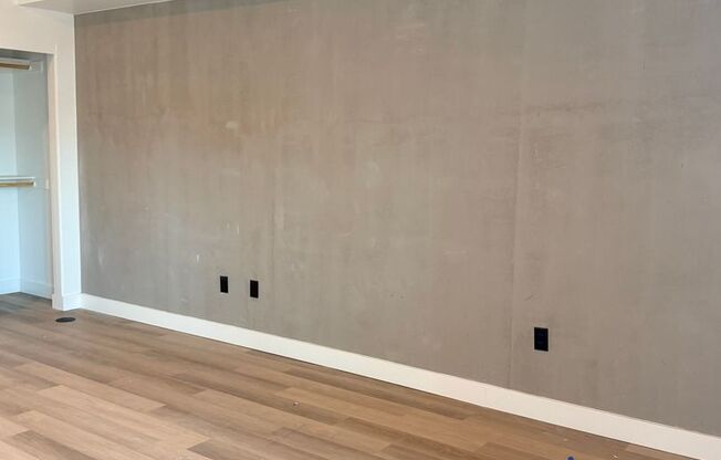 Studio, 1 bath, 440 sqft, $2,050, Unit 606