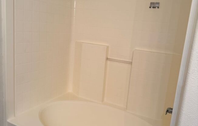2 beds, 2 baths, $1,495, Unit # 2311