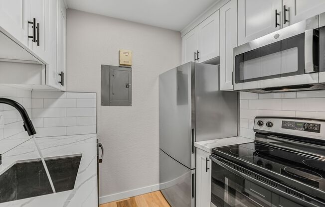 1 bed, 1 bath, 540 sqft, $2,750