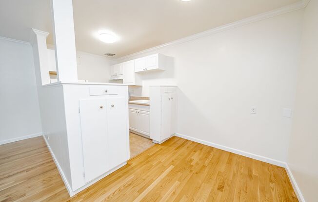 2 beds, 1 bath, $2,195, Unit 3