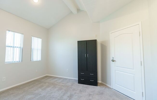 3 beds, 2 baths, 1,200 sqft, $3,798, Unit 301