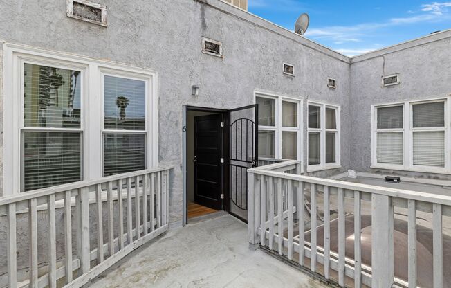 Lovely Hillcrest One bedroom apartment