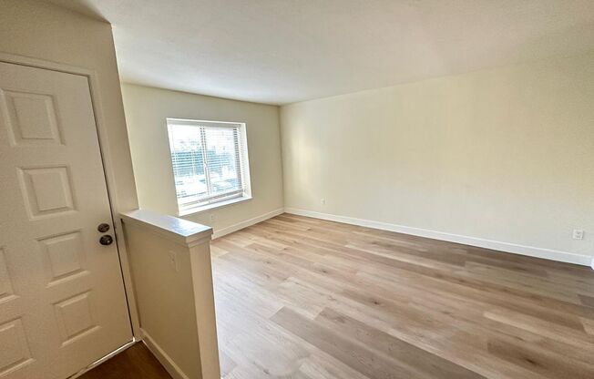 Cozy Beautiful Townhouse for Rent