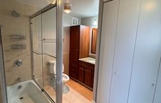 2 beds, 2 baths, $4,695, Unit # 1407 1408