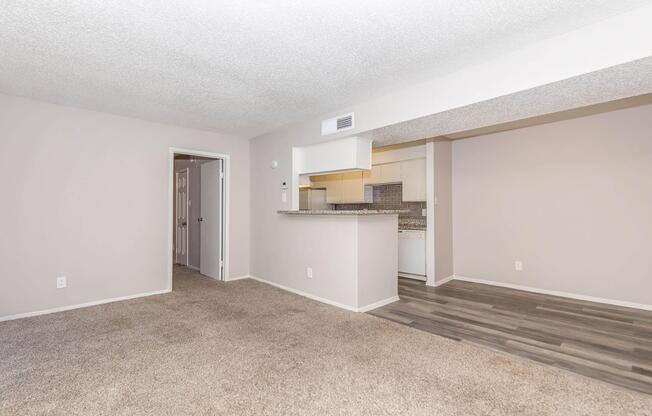 1 bed, 1 bath, 659 sqft, $810