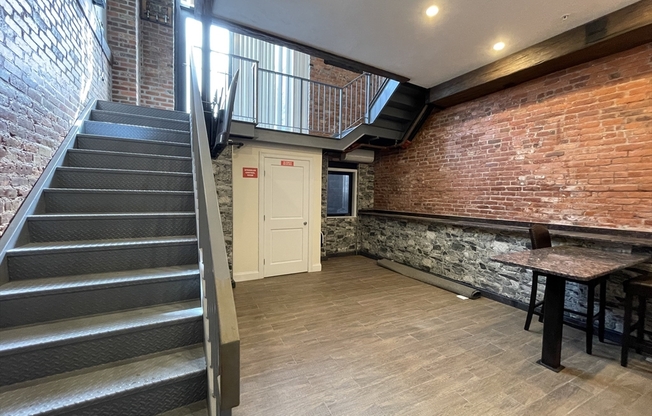 1028 Commonwealth Ave