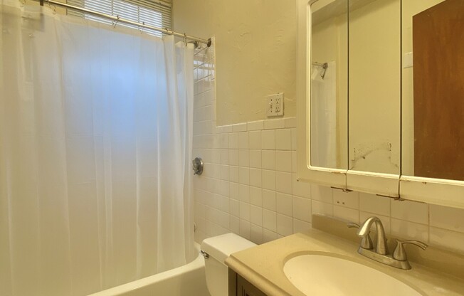 115 Saint Stephen St.