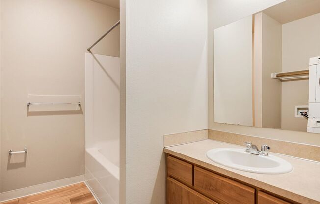 1 bed, 1 bath, 725 sqft, $1,250, Unit 1134-202