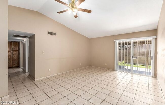 Great 3 bedroom home, updated bathrooms, rv gate